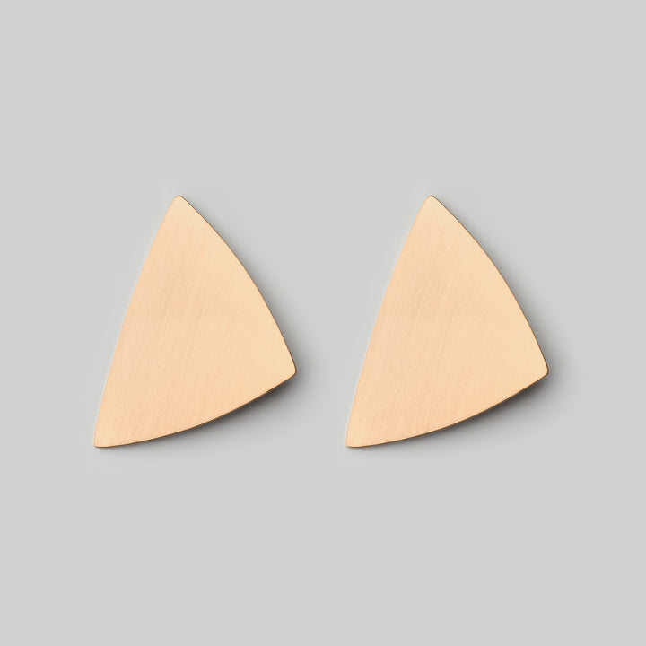 Geometrische Ohrstecker in Dreiecksform