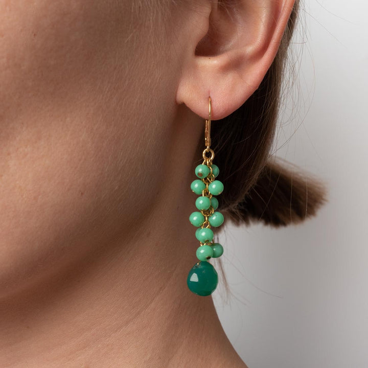 Ohrhänger mit grünem Onyx und farbigen Steinen