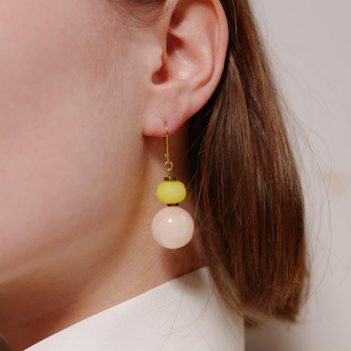 Ohrhänger mit gelber Jade und pinkem Achat