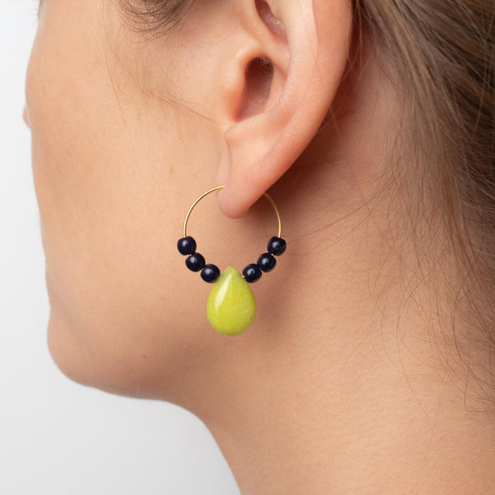 Creolen 20 mm mit grüner Jade und Glasperlen