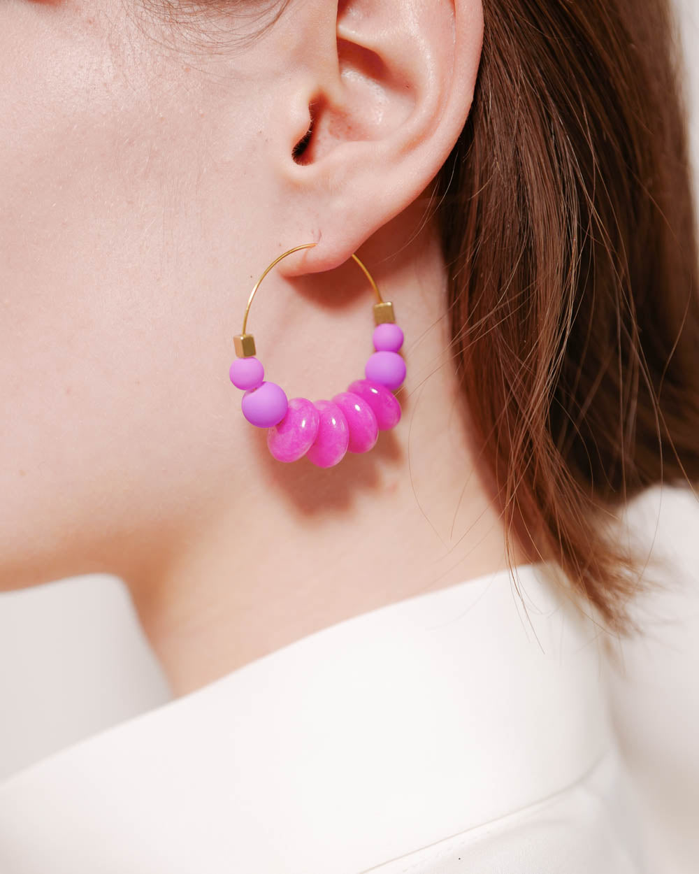 Creolen 40 mm mit pinken Jadeperlen